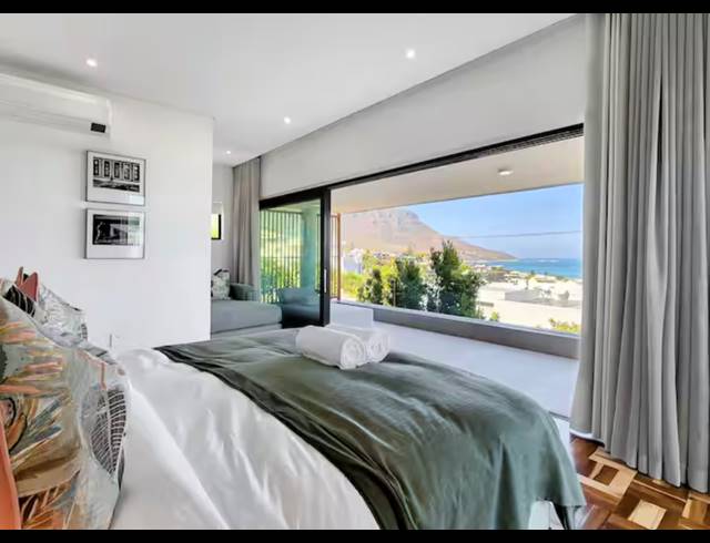 6 BEDROOM HOUSE TO LET IN CAMPS BAY